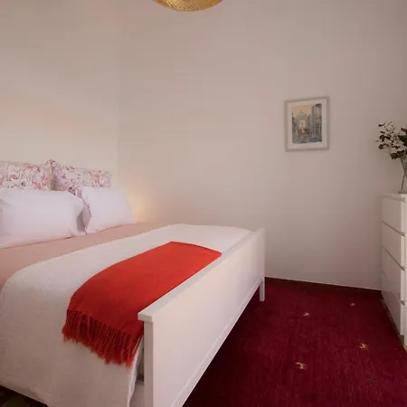 Casa Baguinho بيت للعطل لول